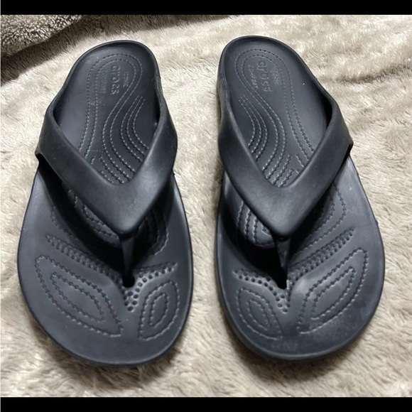 Crocs Iconic Comfort Kadee II Black Flip Flop Sandals Womens Size 11 - Picture 1 of 15